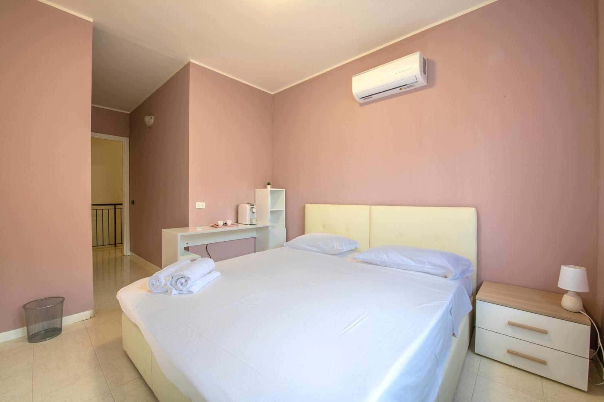 Gardenhouse - Wifi And Garden Hotel Verona Exterior photo